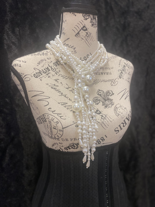 Chunky Loop Around Necklace
